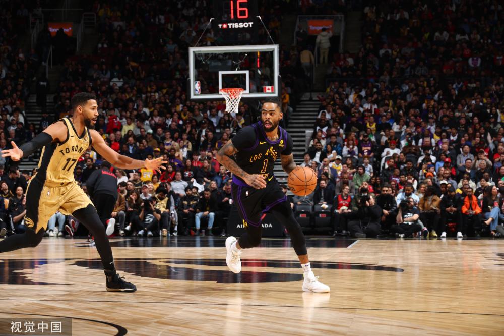 他的坚持让 他的坚持让